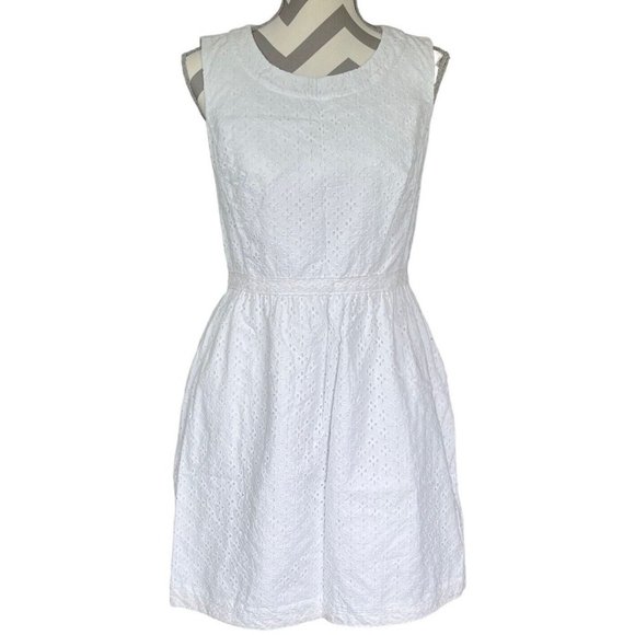 Vineyard Vines White Eyelet Fit & Flare Dress Size 10 $208 Retail Cut Out Back - Picture 1 of 16